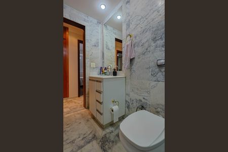 Apartamento à venda com 260m², 4 quartos e 2 vagasBanheiro