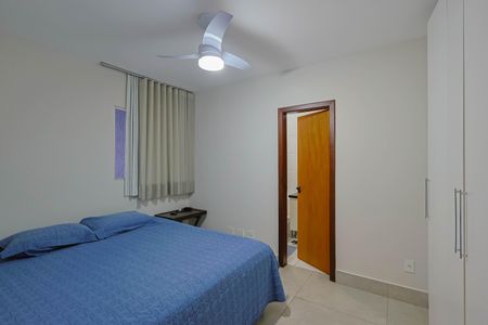 Apartamento à venda com 260m², 4 quartos e 2 vagasSuíte 2