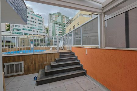 Apartamento à venda com 260m², 4 quartos e 2 vagasCobertura