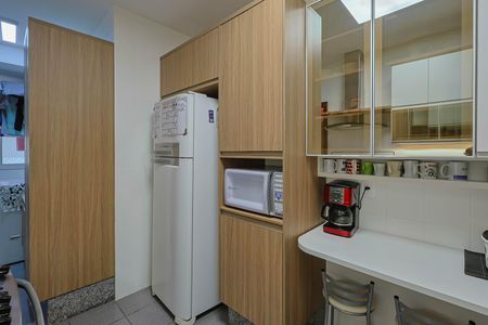 Apartamento à venda com 260m², 4 quartos e 2 vagasCozinha