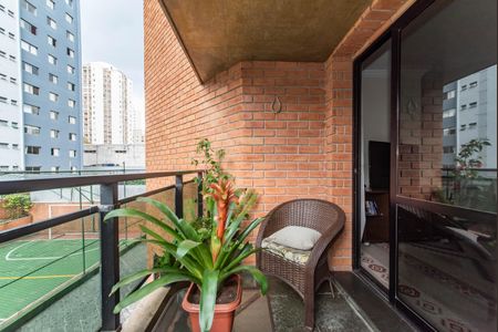 Apartamento à venda com 98m², 3 quartos e 2 vagasVaranda