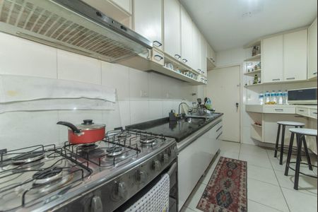 Apartamento à venda com 98m², 3 quartos e 2 vagasCozinha