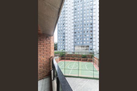 Apartamento à venda com 98m², 3 quartos e 2 vagasQuarto 1 - Sacada