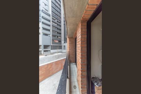 Apartamento à venda com 98m², 3 quartos e 2 vagasQuarto 1 - Sacada