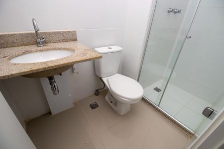 Apartamento à venda com 67m², 2 quartos e 1 vagaBanheiro Social