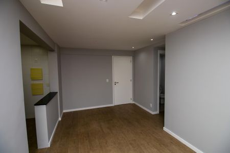 Apartamento à venda com 67m², 2 quartos e 1 vagaSala