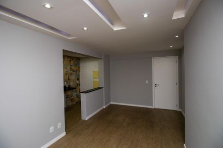 Apartamento à venda com 67m², 2 quartos e 1 vagaSala