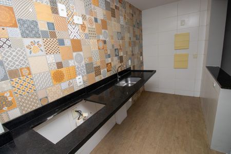 Apartamento à venda com 67m², 2 quartos e 1 vagaCozinha