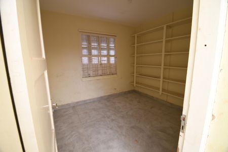 Casa à venda com 230m², 3 quartos e 2 vagasQuarto de Serviço