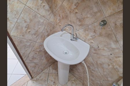 Apartamento à venda com 49m², 2 quartos e 1 vaga Apartamento à venda com 49m², 2 quartos e 1 vagaBanheiro