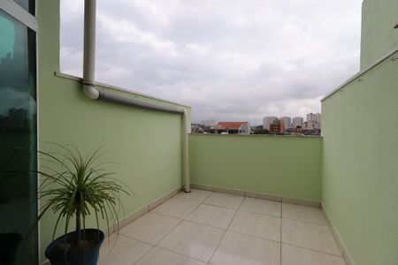 Apartamento para alugar com 75m², 2 quartos e 2 vagasQuintal