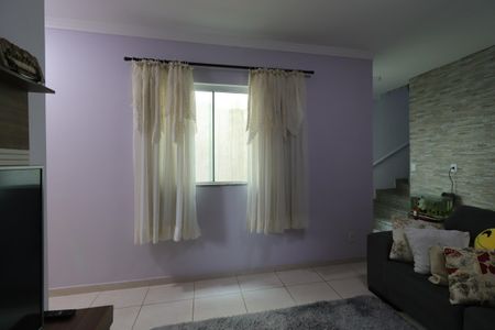 Apartamento para alugar com 75m², 2 quartos e 2 vagasSala