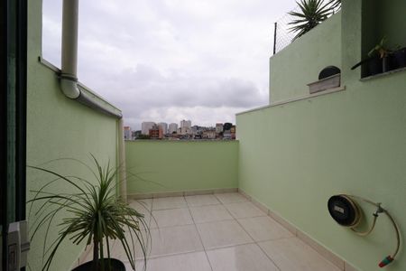 Apartamento para alugar com 75m², 2 quartos e 2 vagasQuintal