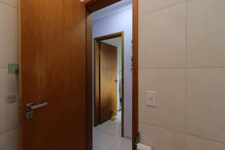 Apartamento para alugar com 75m², 2 quartos e 2 vagasBanheiro