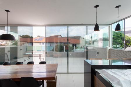 Apartamento à venda com 180m², 3 quartos e 2 vagasEspaço Gourmet