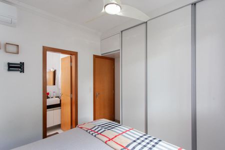 Apartamento à venda com 180m², 3 quartos e 2 vagasSuíte