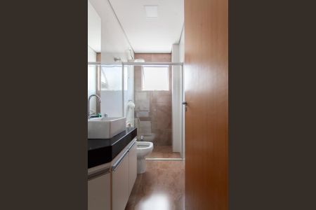 Apartamento à venda com 180m², 3 quartos e 2 vagasBanheiro Social