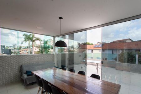 Apartamento à venda com 180m², 3 quartos e 2 vagasEspaço Gourmet