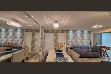 Apartamento à venda com 107m², 3 quartos e 2 vagas Apartamento à venda com 107m², 3 quartos e 2 vagasSala de Jantar