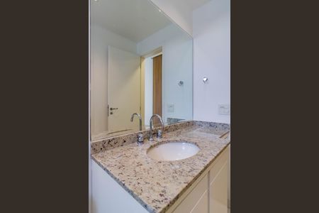 Apartamento para alugar com 84m², 2 quartos e 2 vagas Apartamento para alugar com 84m², 2 quartos e 2 vagasBanheiro Social