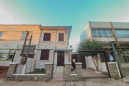 Casa à venda com 250m², 3 quartos e 5 vagasFachada