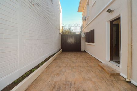 Casa à venda com 250m², 3 quartos e 5 vagasPátio