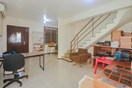 Casa à venda com 250m², 3 quartos e 5 vagasSala