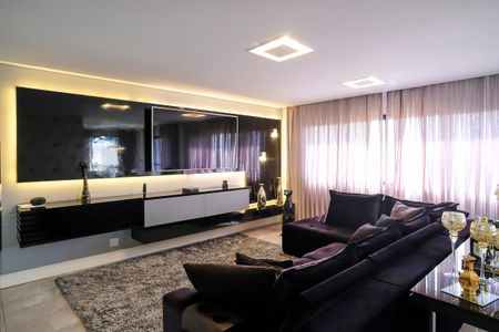 Apartamento à venda com 160m², 3 quartos e 2 vagasSala