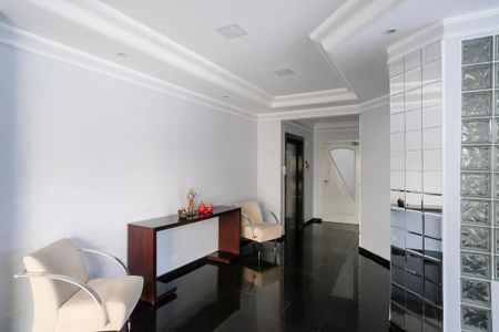 Apartamento à venda com 160m², 3 quartos e 2 vagasÁrea comum - Hall de entrada