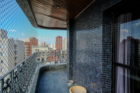 Apartamento à venda com 160m², 3 quartos e 2 vagasVaranda da sala