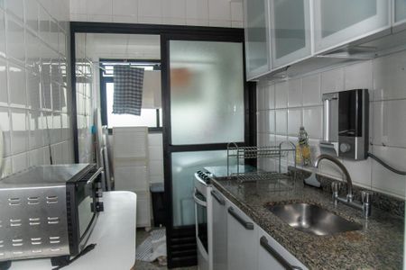 Apartamento à venda com 58m², 1 quarto e 1 vagaCozinha