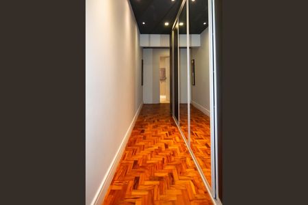 Apartamento à venda com 89m², 1 quarto e sem vaga Apartamento à venda com 89m², 1 quarto e sem vagaCorredor