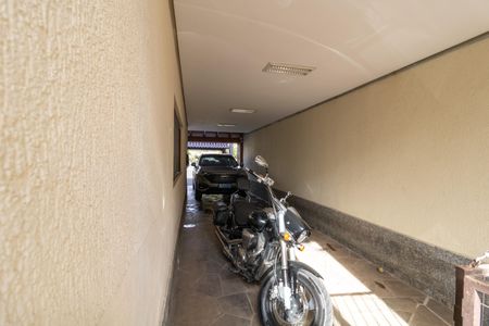 Casa à venda com 375m², 3 quartos e 4 vagas Casa à venda com 375m², 3 quartos e 4 vagasÁrea Externa