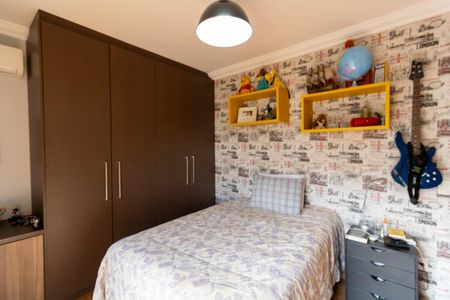 Casa à venda com 375m², 3 quartos e 4 vagas Casa à venda com 375m², 3 quartos e 4 vagasQuarto 1