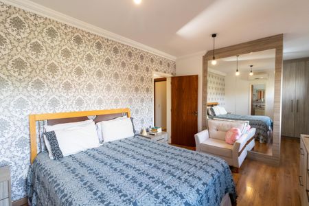 Casa à venda com 375m², 3 quartos e 4 vagas Casa à venda com 375m², 3 quartos e 4 vagasSuíte