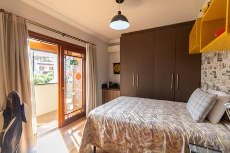 Casa à venda com 375m², 3 quartos e 4 vagas Casa à venda com 375m², 3 quartos e 4 vagasQuarto 1