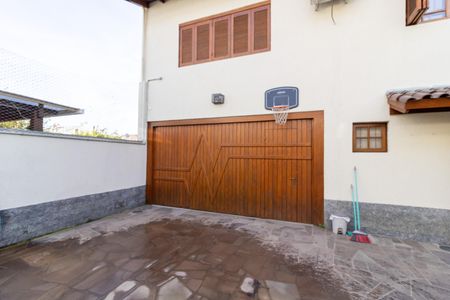 Casa à venda com 375m², 3 quartos e 4 vagas Casa à venda com 375m², 3 quartos e 4 vagasÁrea Externa