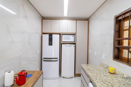 Casa à venda com 375m², 3 quartos e 4 vagas Casa à venda com 375m², 3 quartos e 4 vagasCozinha