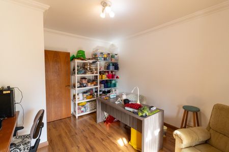 Casa à venda com 375m², 3 quartos e 4 vagas Casa à venda com 375m², 3 quartos e 4 vagasQuarto 2