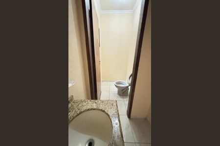 Casa à venda com 130m², 3 quartos e 3 vagas Casa à venda com 130m², 3 quartos e 3 vagasLavabo