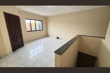 Casa à venda com 130m², 3 quartos e 3 vagas Casa à venda com 130m², 3 quartos e 3 vagasSala