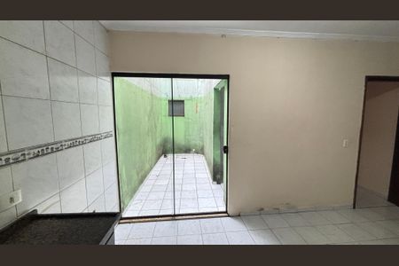 Casa à venda com 130m², 3 quartos e 3 vagas Casa à venda com 130m², 3 quartos e 3 vagasCozinha