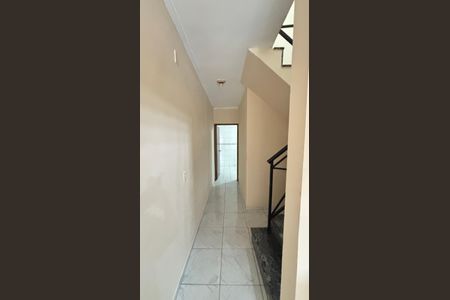 Casa à venda com 130m², 3 quartos e 3 vagas Casa à venda com 130m², 3 quartos e 3 vagasCorredor