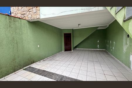 Casa à venda com 130m², 3 quartos e 3 vagas Casa à venda com 130m², 3 quartos e 3 vagasGaragem