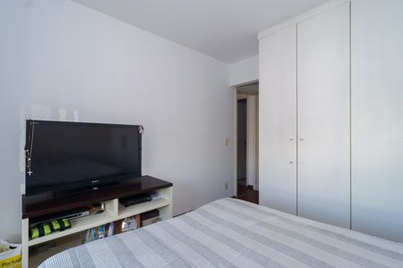 Apartamento à venda com 130m², 3 quartos e 3 vagasSuíte 2