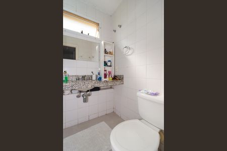 Apartamento à venda com 130m², 3 quartos e 3 vagasBanheiro da Suíte 1