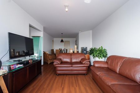 Apartamento à venda com 130m², 3 quartos e 3 vagasSala