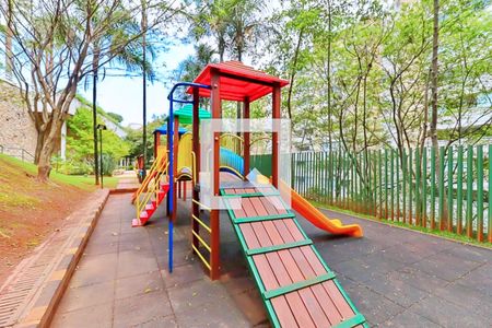 Apartamento à venda com 130m², 3 quartos e 3 vagasÁrea comum - Playground