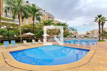 Apartamento à venda com 130m², 3 quartos e 3 vagasÁrea comum - Piscina