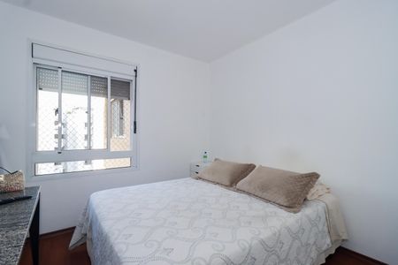 Apartamento à venda com 130m², 3 quartos e 3 vagasQuarto 